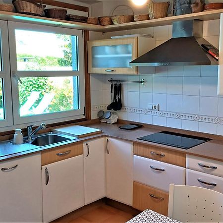 CASA DE LOIS,tranquila, luminosa, con piscina y cerca de Playa América Gondomar Esterno foto